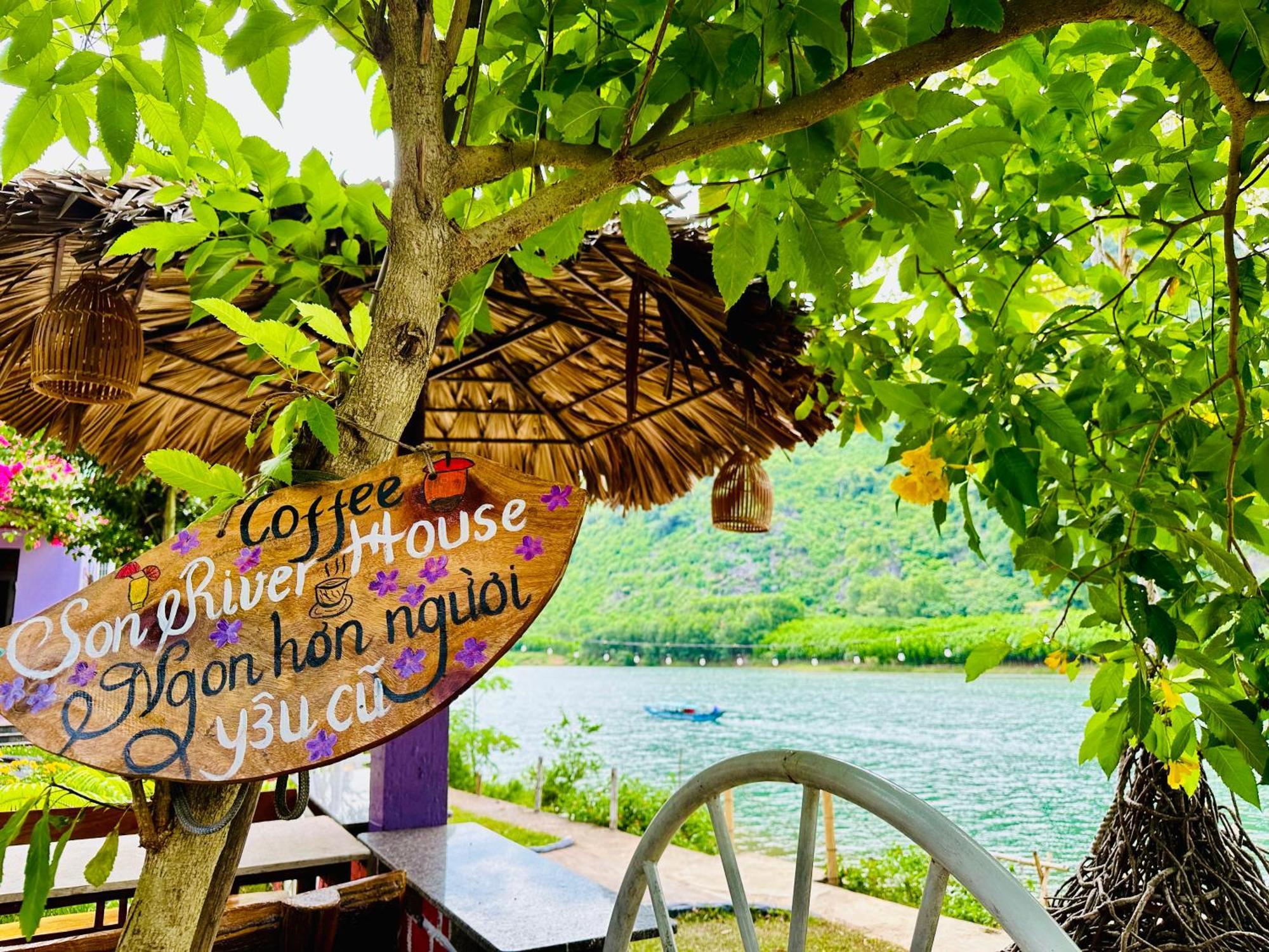 Son River House Phong Nha Exterior foto